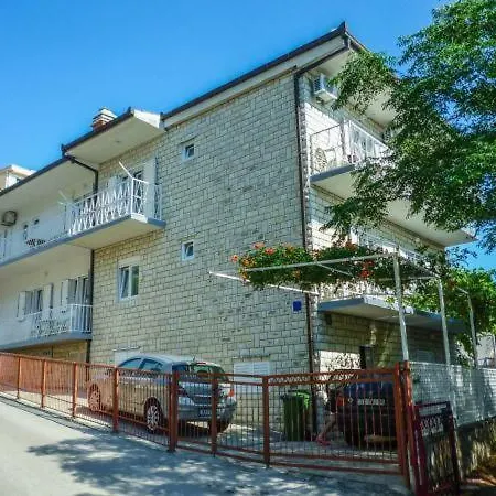 Babaja Appartement *